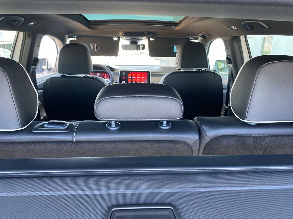 New 2025 Volkswagen Atlas Cross Sport SEL Premium R-Line image 29