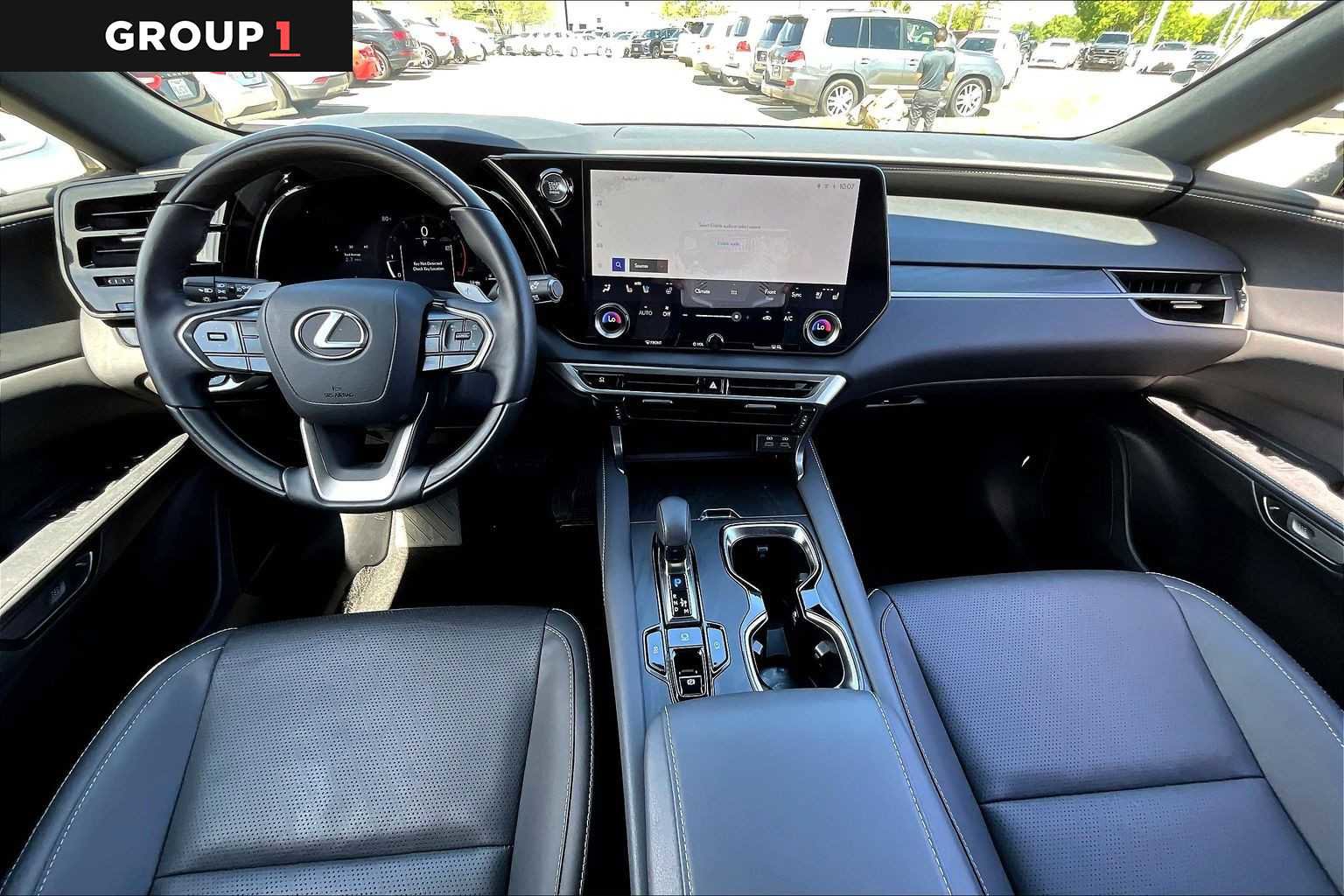 Used 2025 Lexus RX 350 Premium Plus w/ Accessory Package (Z1) image 13