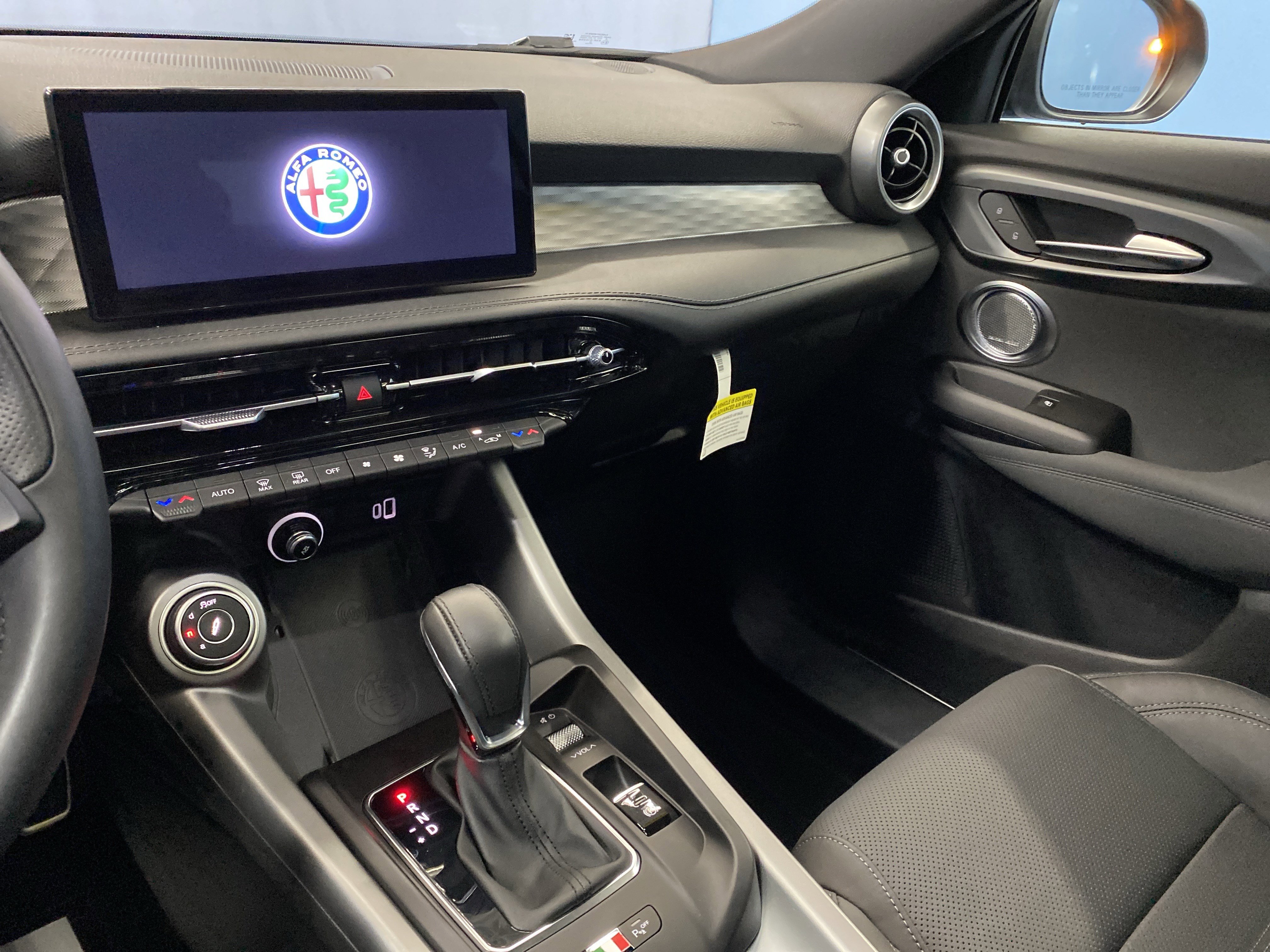 Used 2024 Alfa Romeo Tonale Veloce image 14