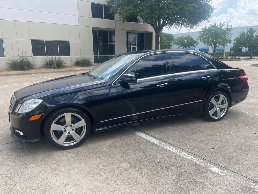Used 2010 Mercedes-Benz E 350 Sedan image 5