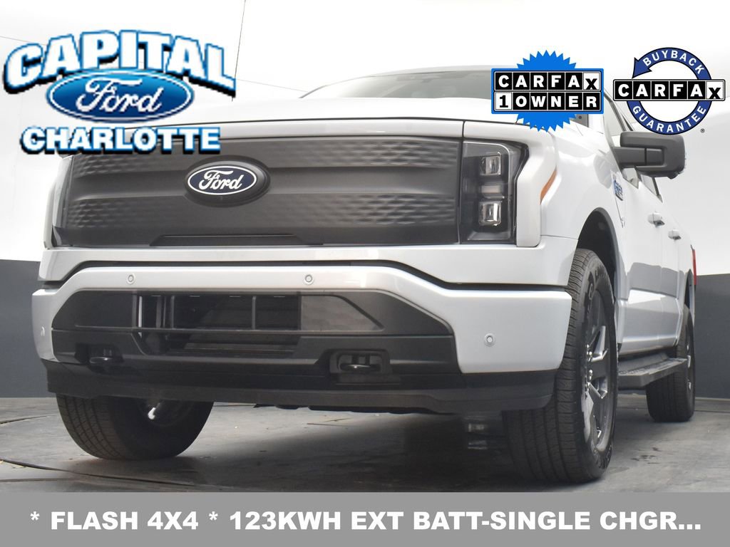 Used 2025 Ford F150 Lightning Flash image 22