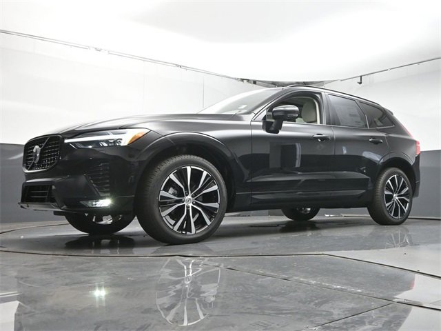 Used 2025 Volvo XC60 B5 Plus w/ Protection Package Premier image 35
