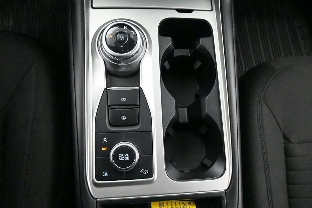 Used 2020 Ford Explorer XLT w/ Comfort Package AWD/4WD image 18