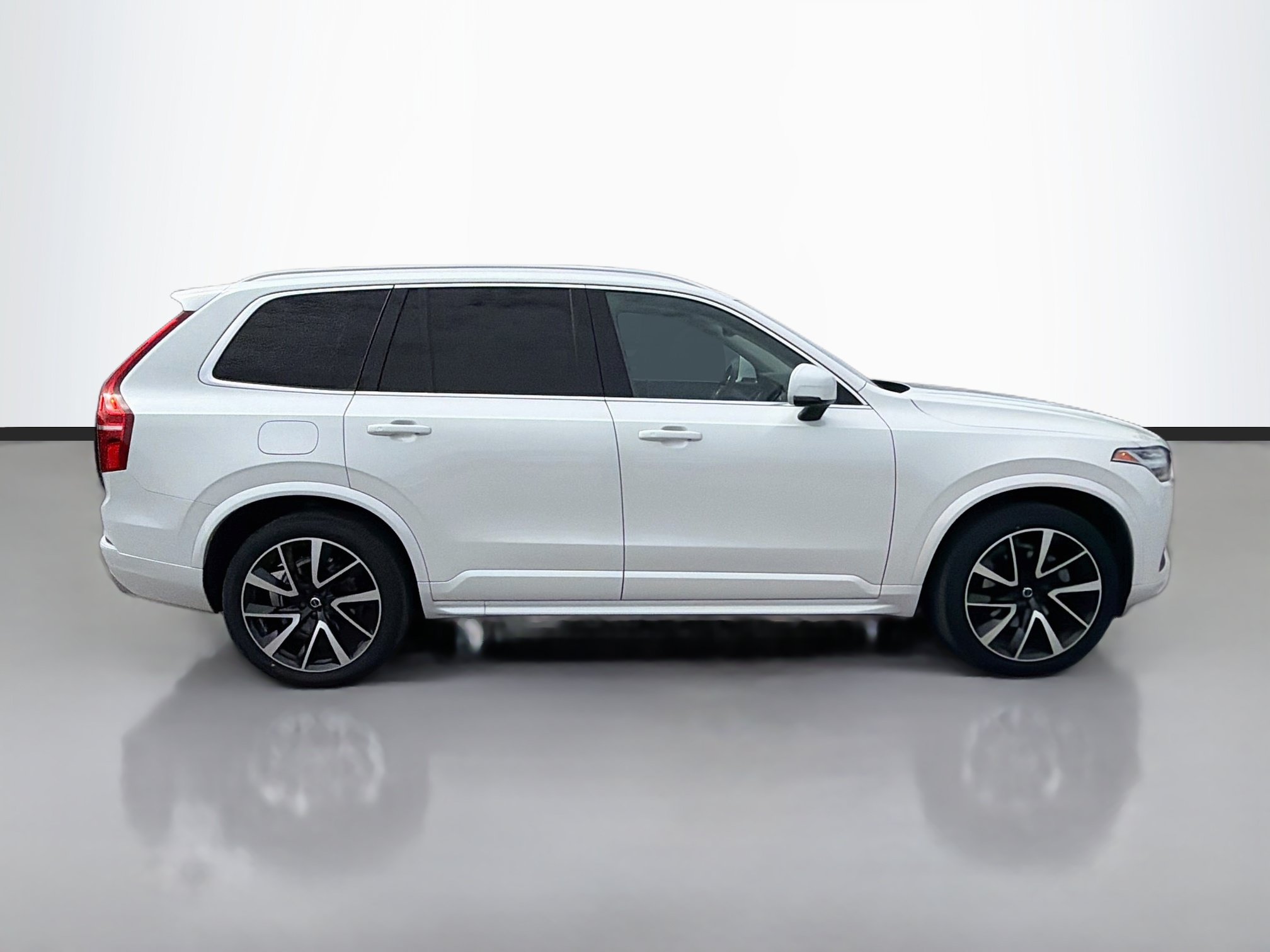 Used 2020 Volvo XC90 T6 Momentum w/ Protection Package Premier AWD/4WD image 6