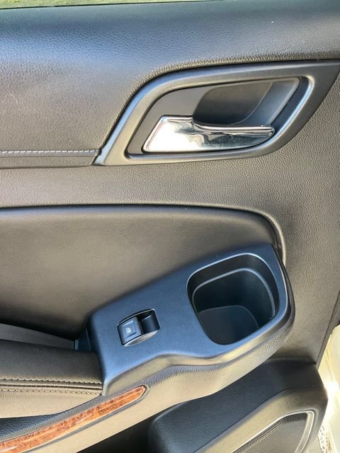 Used 2015 Chevrolet Tahoe LTZ AWD/4WD image 16