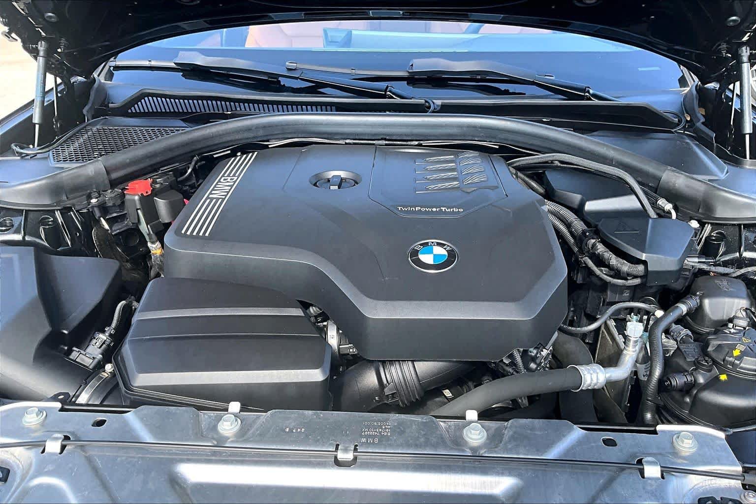 Used 2024 BMW 330i Sedan w/ Convenience Package RWD image 30
