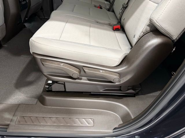 New 2026 Chevrolet Suburban LS w/ LPO, Dark Essentials Package image 18