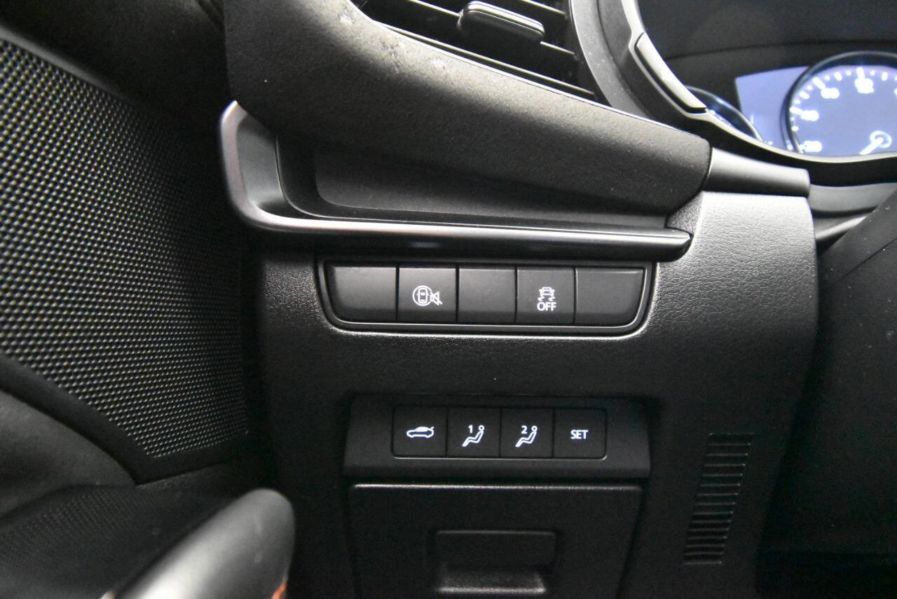 Used 2024 MAZDA MAZDA3 s AWD/4WD image 29