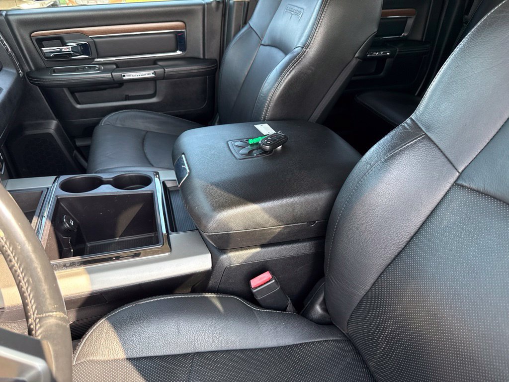 Used 2015 RAM 3500 Laramie AWD/4WD image 25
