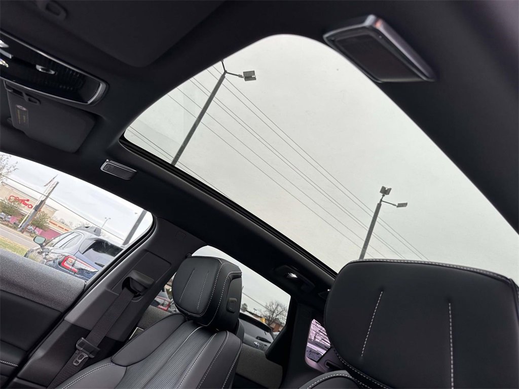 New 2026 Cadillac Optiq Sport 2 image 17