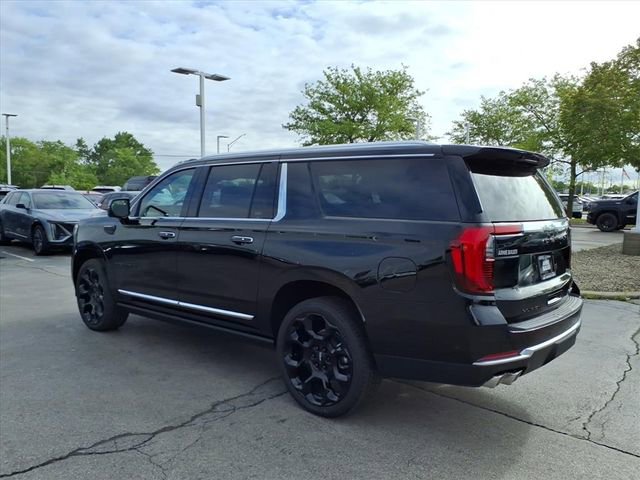 New 2026 GMC Yukon XL Denali w/ Denali Reserve Package AWD/4WD image 9