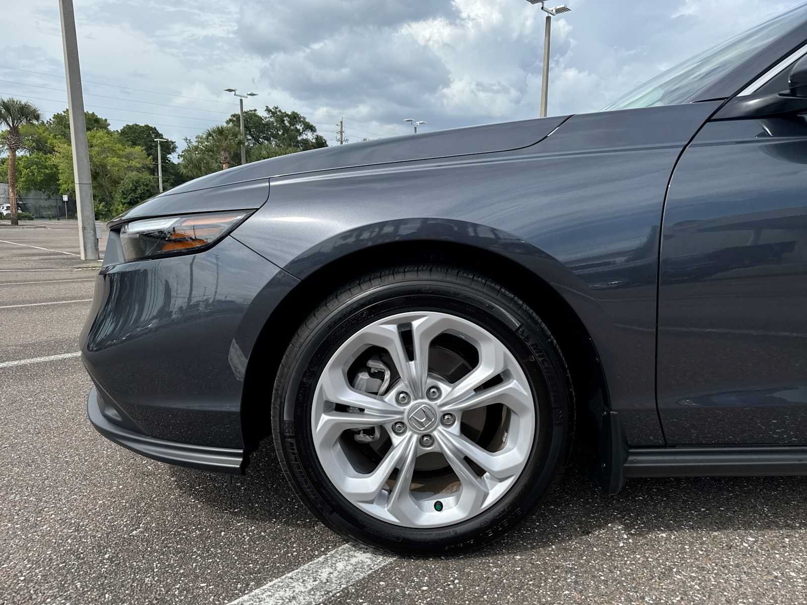 Certified 2025 Honda Accord LX image 18