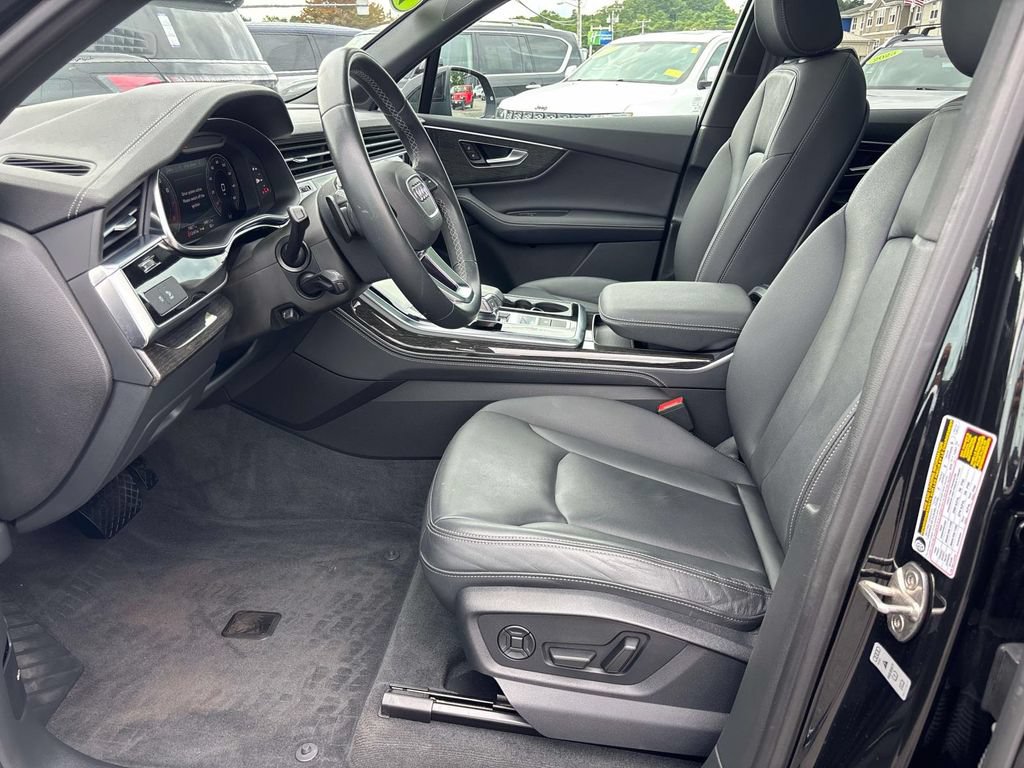 Used 2025 Audi Q7 2.0T Premium Plus AWD/4WD image 10
