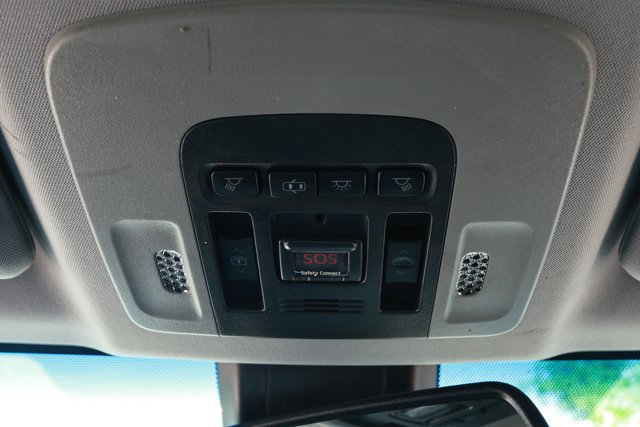 Used 2019 Toyota Camry XSE image 20