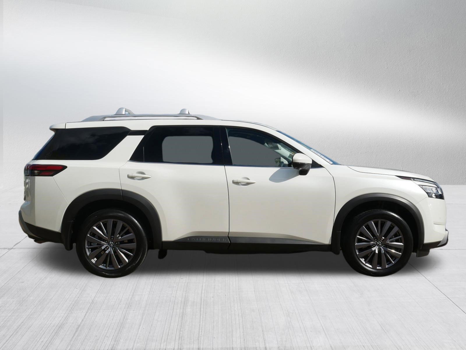 Certified 2023 Nissan Pathfinder SL w/ SL Premium Package AWD/4WD image 8