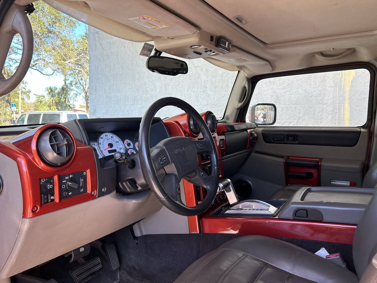 Used 2003 HUMMER H2 w/ Preferred Equipment Group AWD/4WD image 7