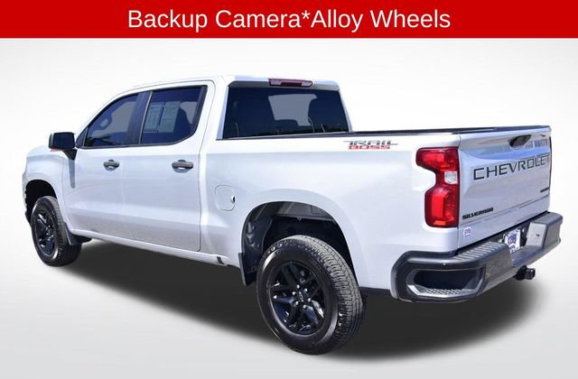 Used 2022 Chevrolet Silverado 1500 Custom Trail Boss w/ LPO, Dark Essentials Package AWD/4WD image 3