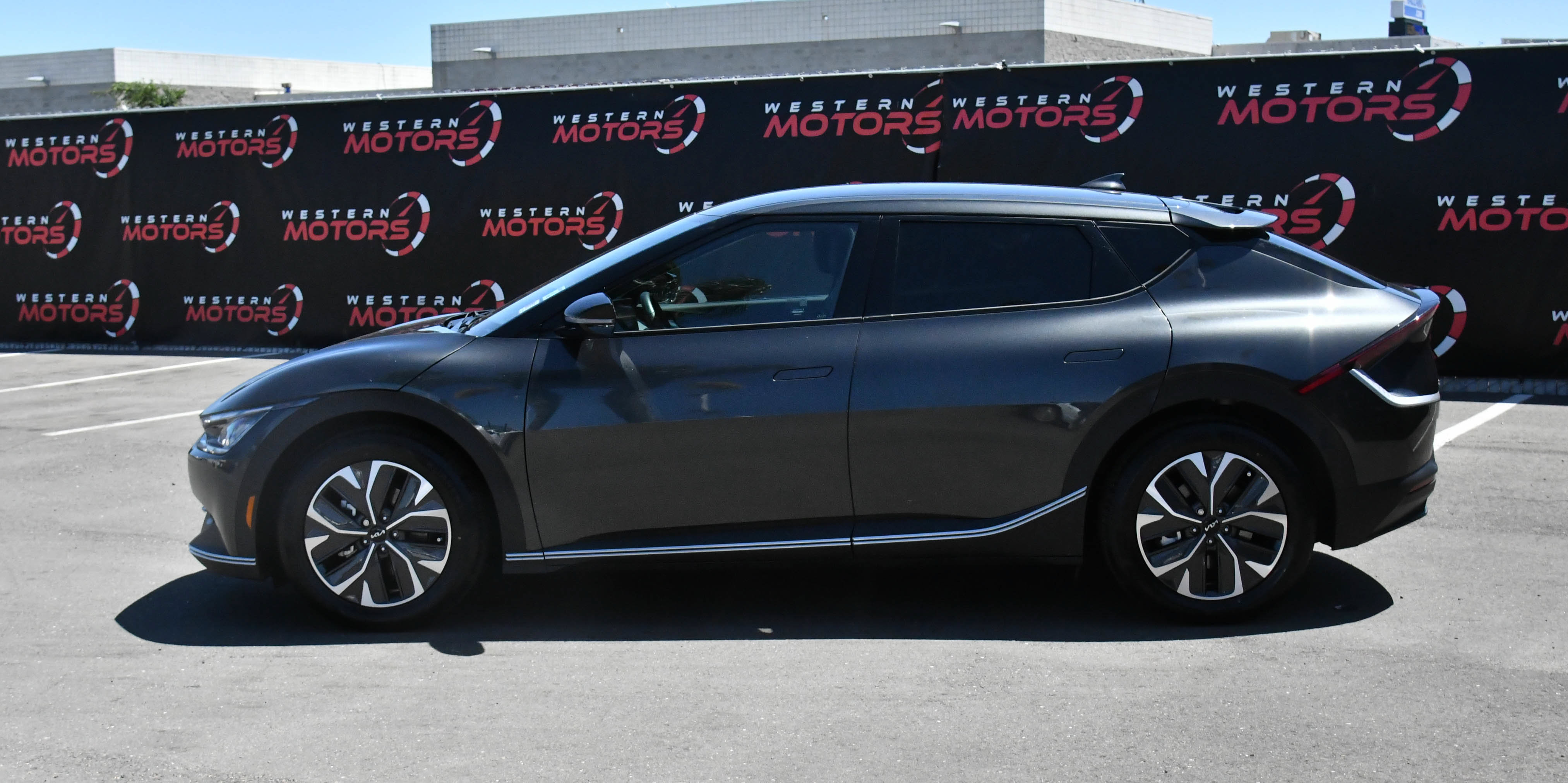 Used 2024 Kia EV6 Light RWD image 4