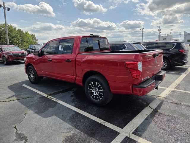 Used 2023 Nissan Titan SV RWD image 8