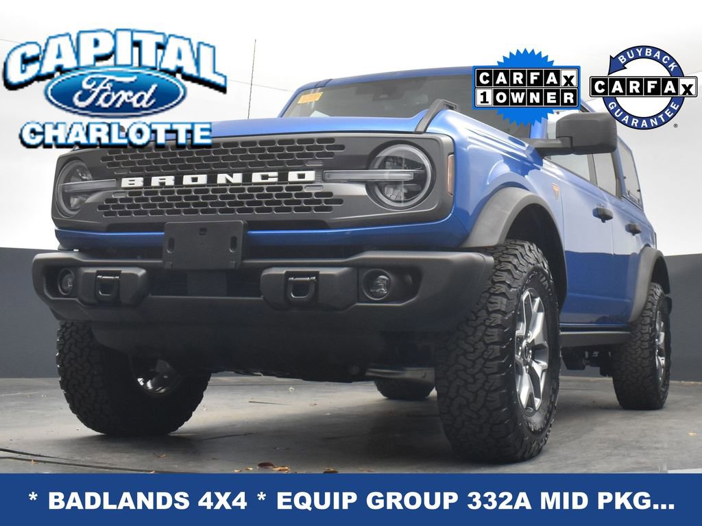 Used 2025 Ford Bronco Badlands image 24