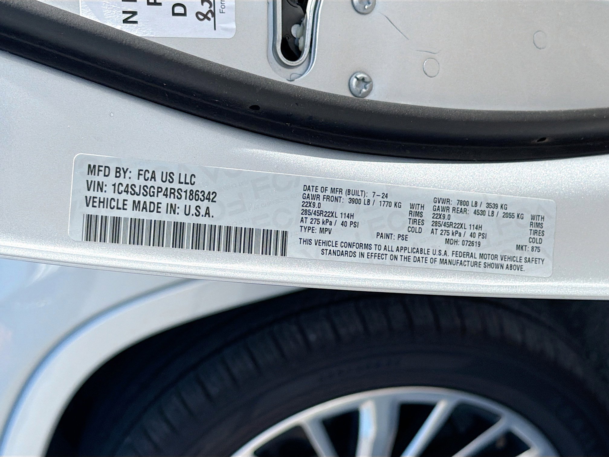 Used 2024 Jeep Grand Wagoneer L Series III image 46