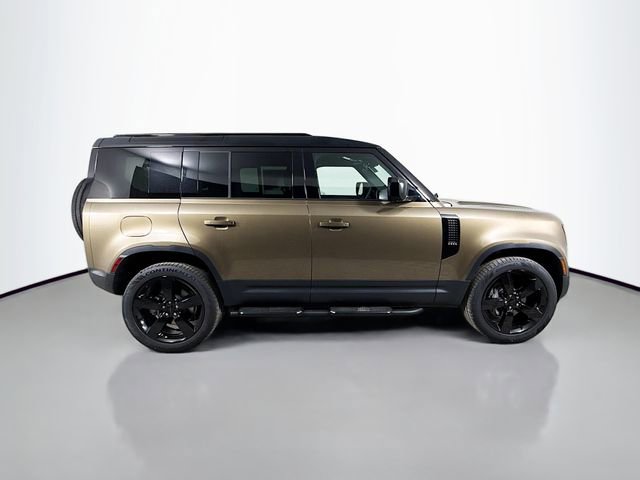 New 2026 Land Rover Defender 110 S AWD/4WD image 4