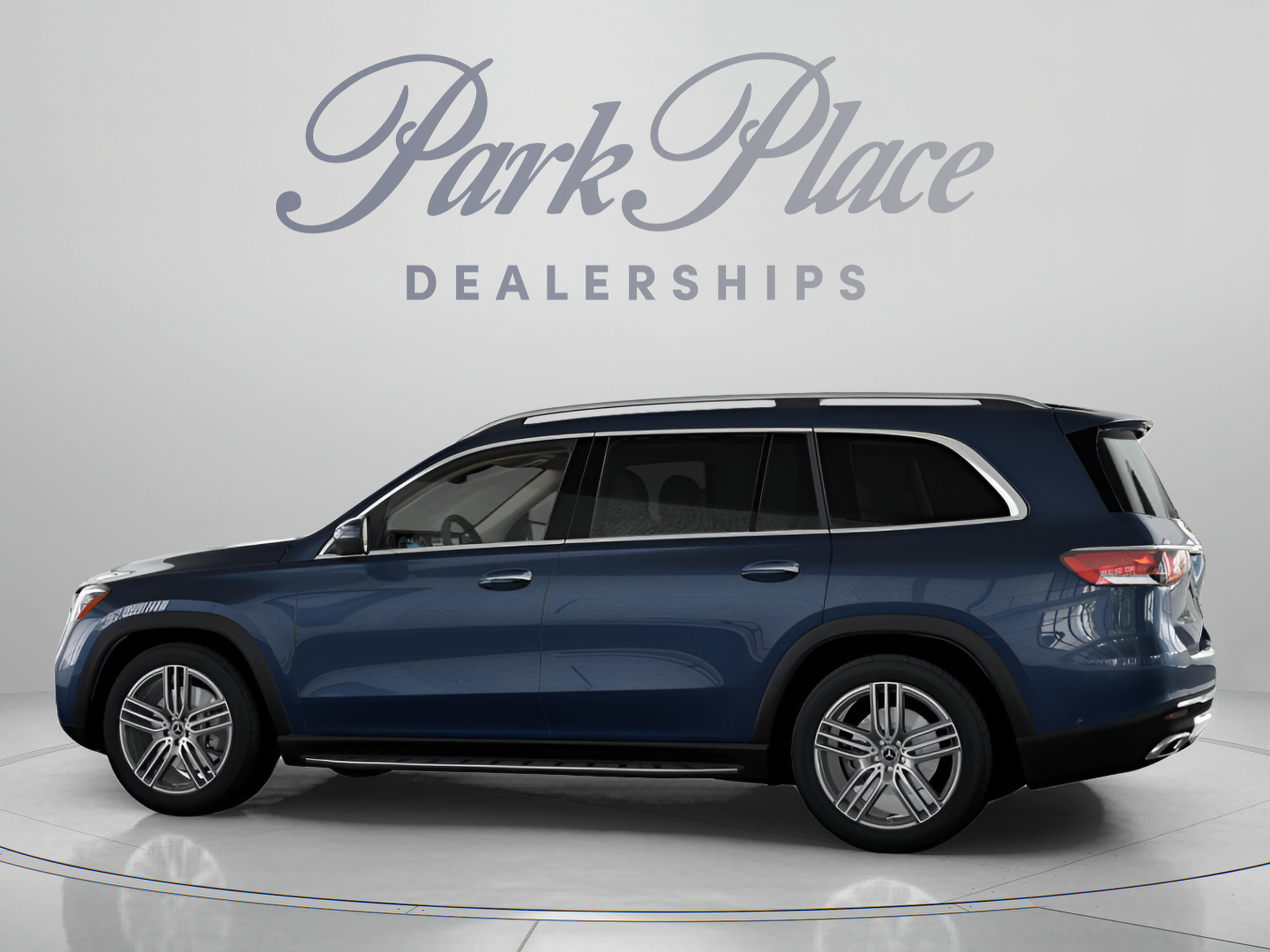 Used 2026 Mercedes-Benz GLS 450 4MATIC image 9
