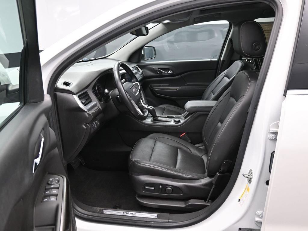 Used 2018 GMC Acadia SLT image 9