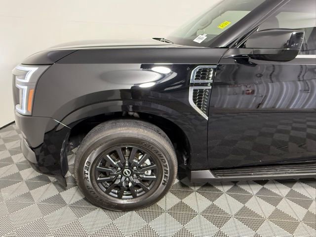 Used 2025 Nissan Armada SV RWD image 12