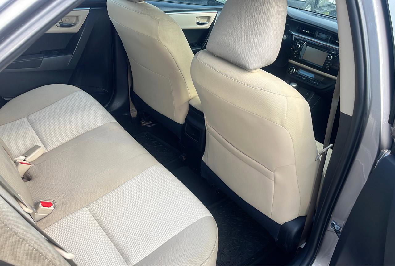 Used 2016 Toyota Corolla LE FWD image 15