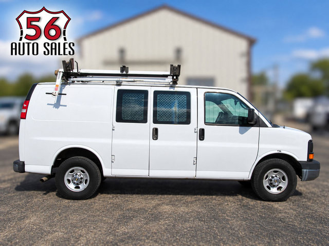 Used 2014 Chevrolet Express 2500 RWD image 1