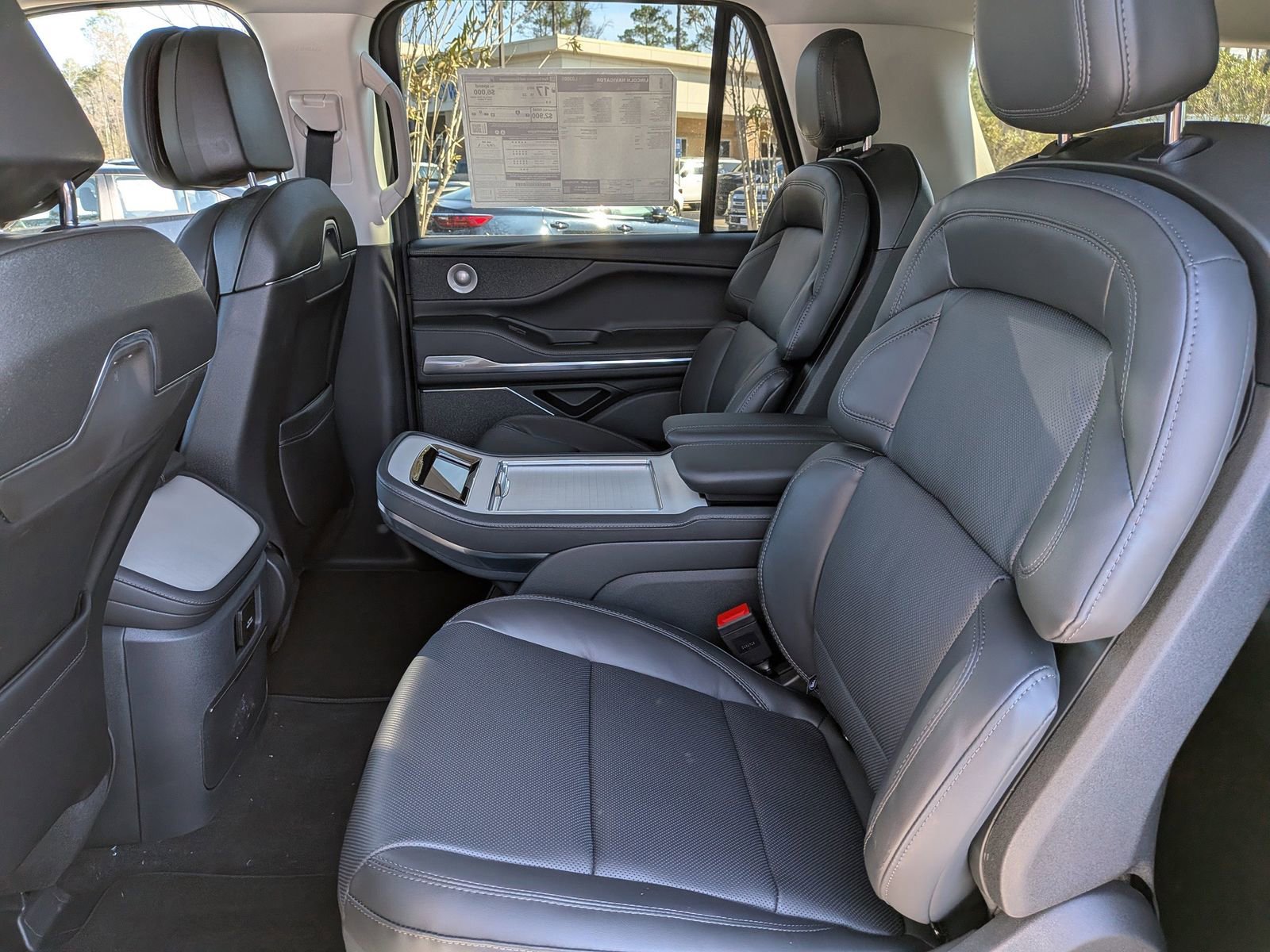 New 2026 Lincoln Navigator L Reserve image 14