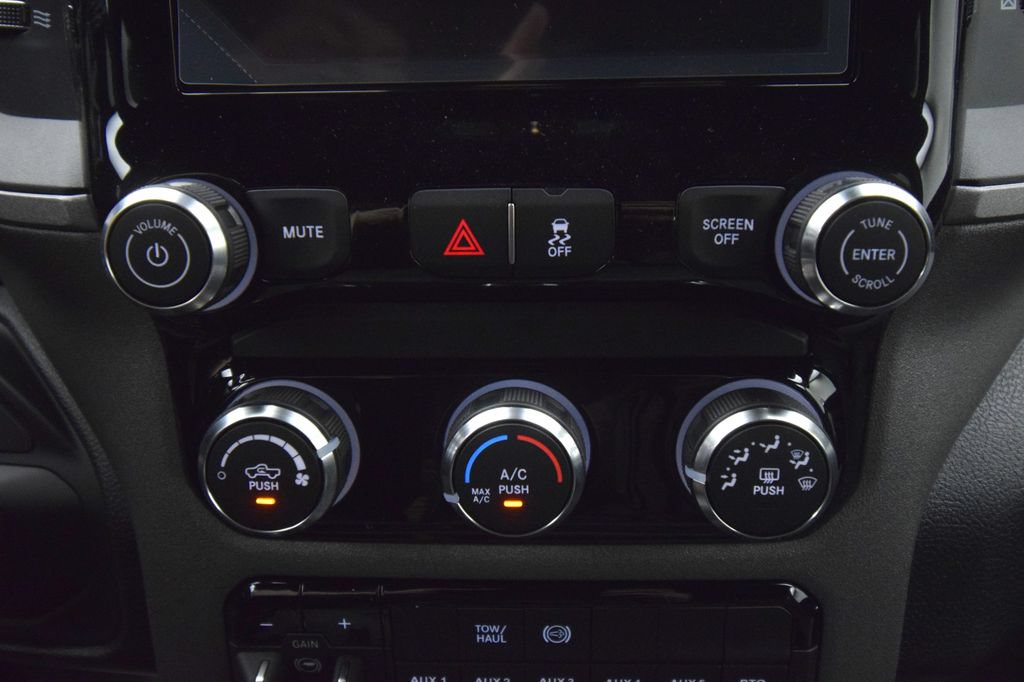 New 2026 RAM 5500 Tradesman AWD/4WD image 21