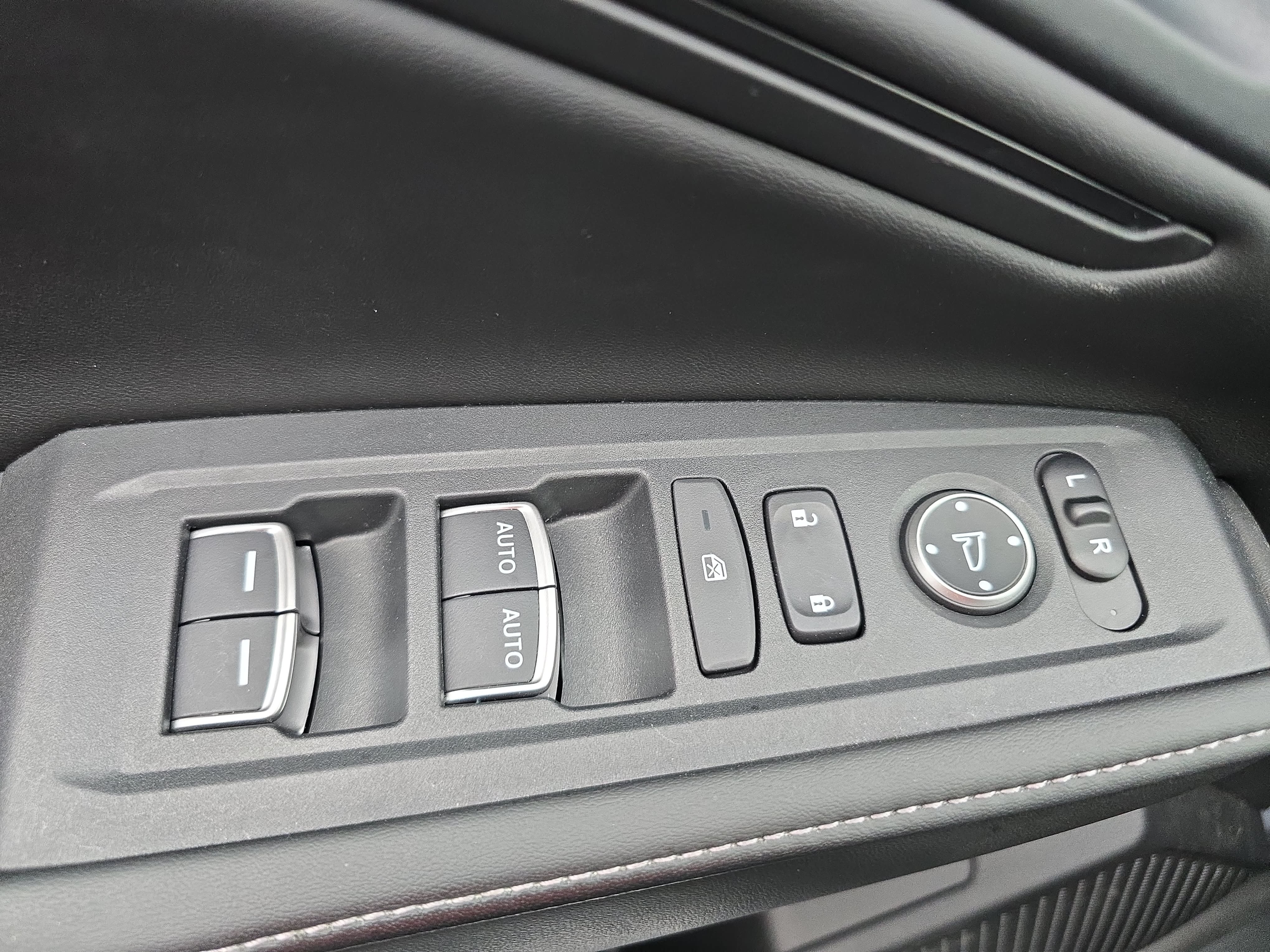 Used 2023 Honda Accord Sport image 25