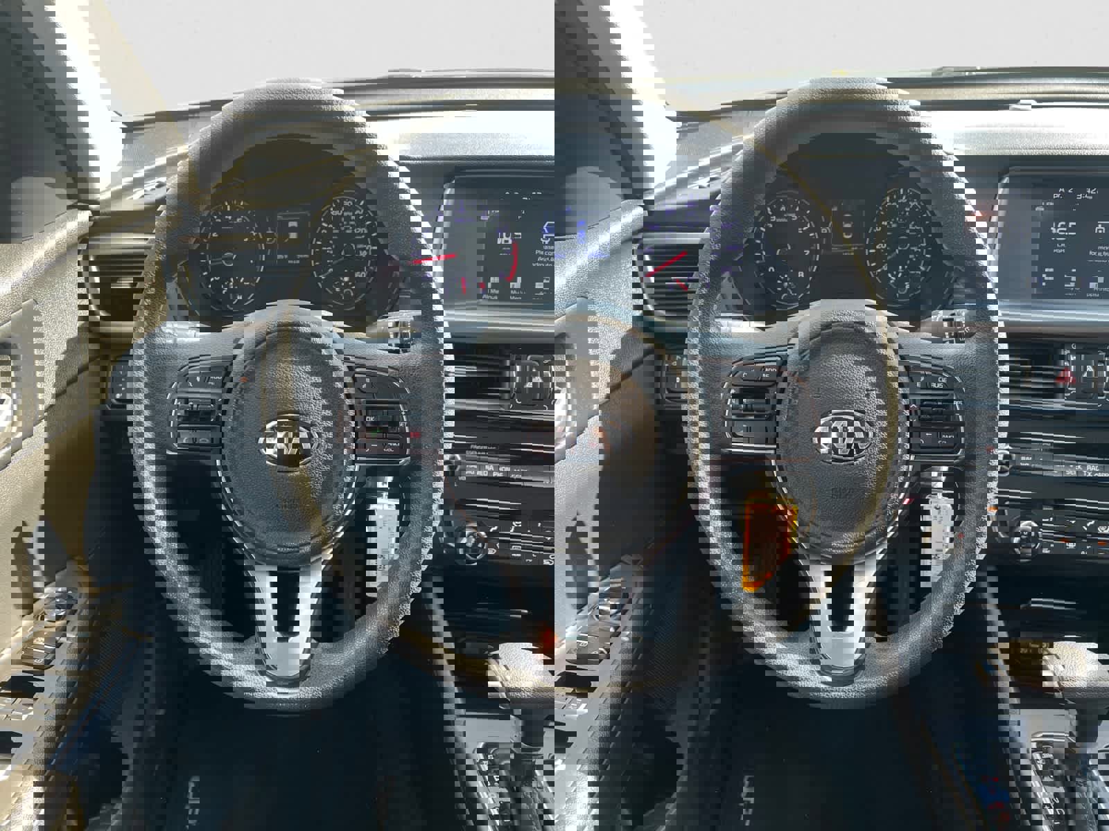 Used 2018 Kia Optima LX w/ Convenience Package image 13