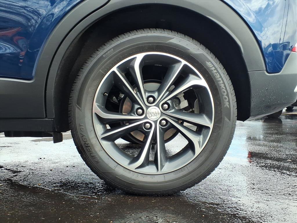 Used 2023 Buick Encore GX Select FWD image 9