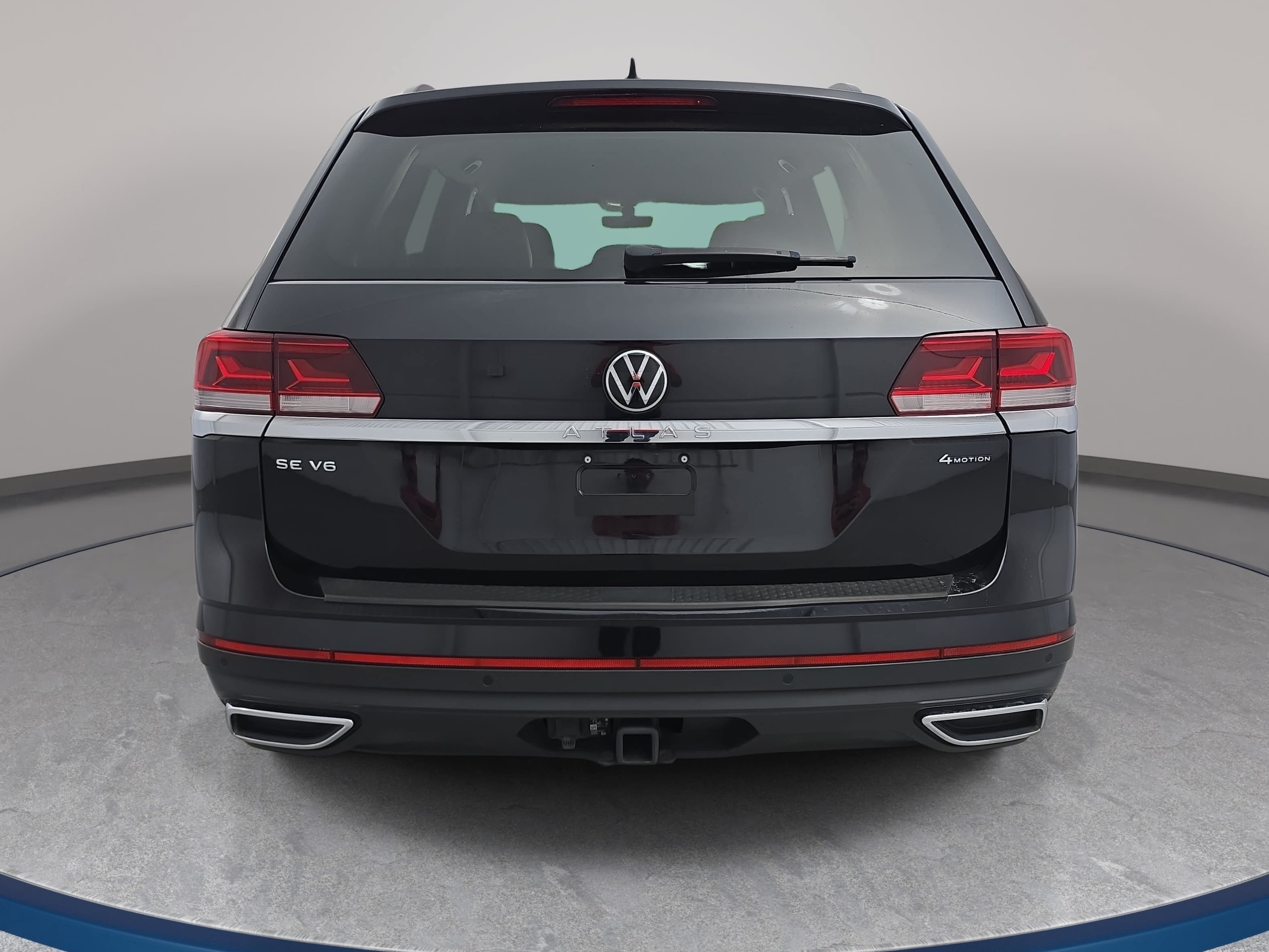 Certified 2023 Volkswagen Atlas SE w/ Black Wheel Package AWD/4WD image 6