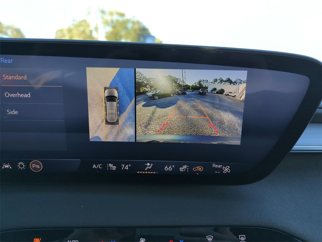 Used 2025 Buick Enclave Preferred image 23