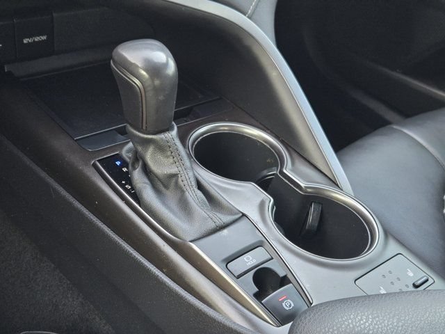 Used 2021 Toyota Camry SE w/ Cold Weather Package AWD/4WD image 20