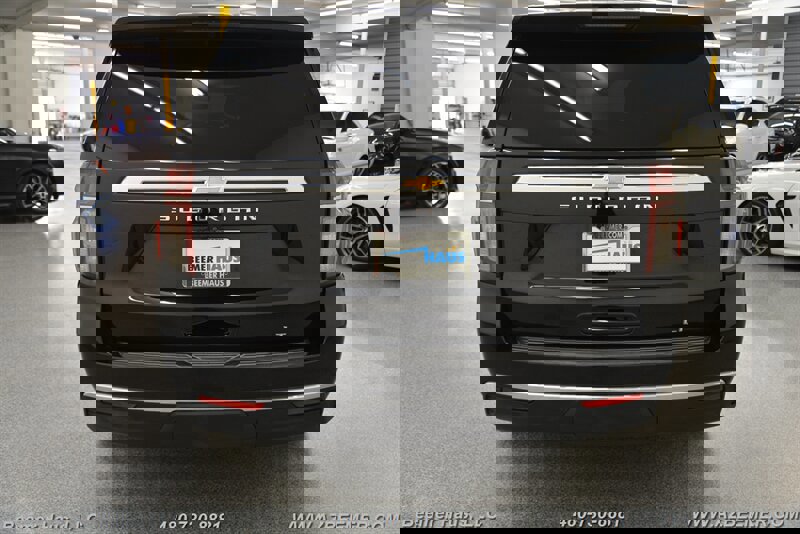 Used 2021 Chevrolet Suburban LT RWD image 11