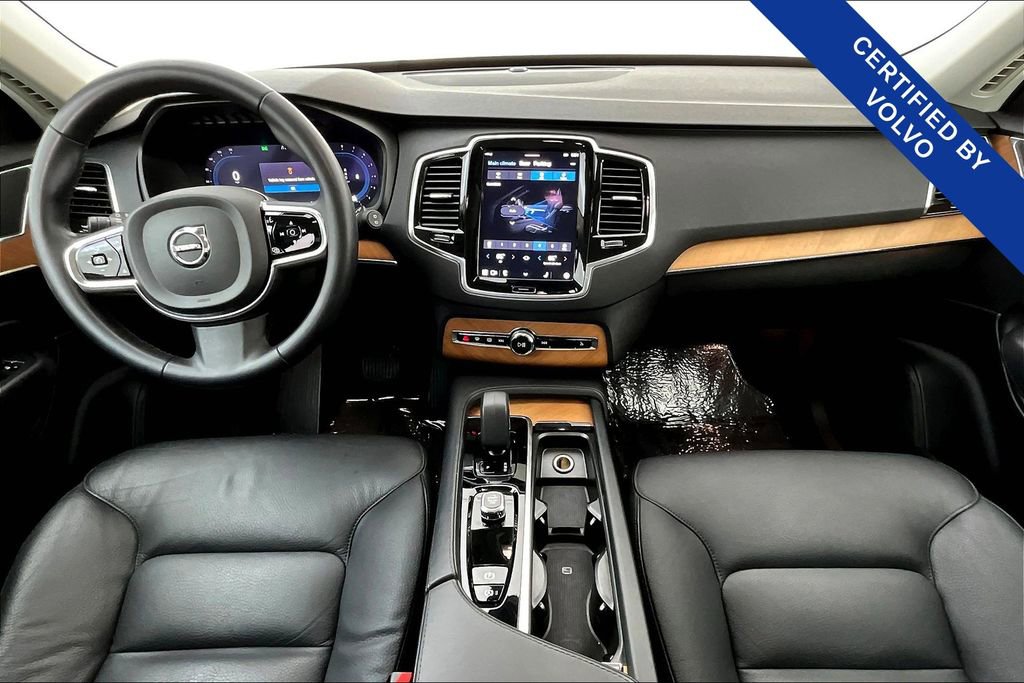 Used 2023 Volvo XC90 B6 Plus image 20