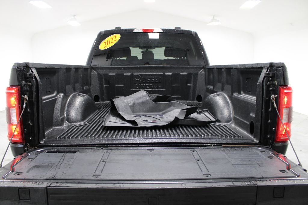 Used 2022 Ford F150 XLT w/ Trailer Tow Package image 17
