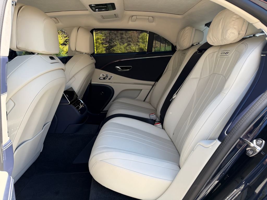Certified 2024 Bentley Flying Spur W12 AWD/4WD image 36