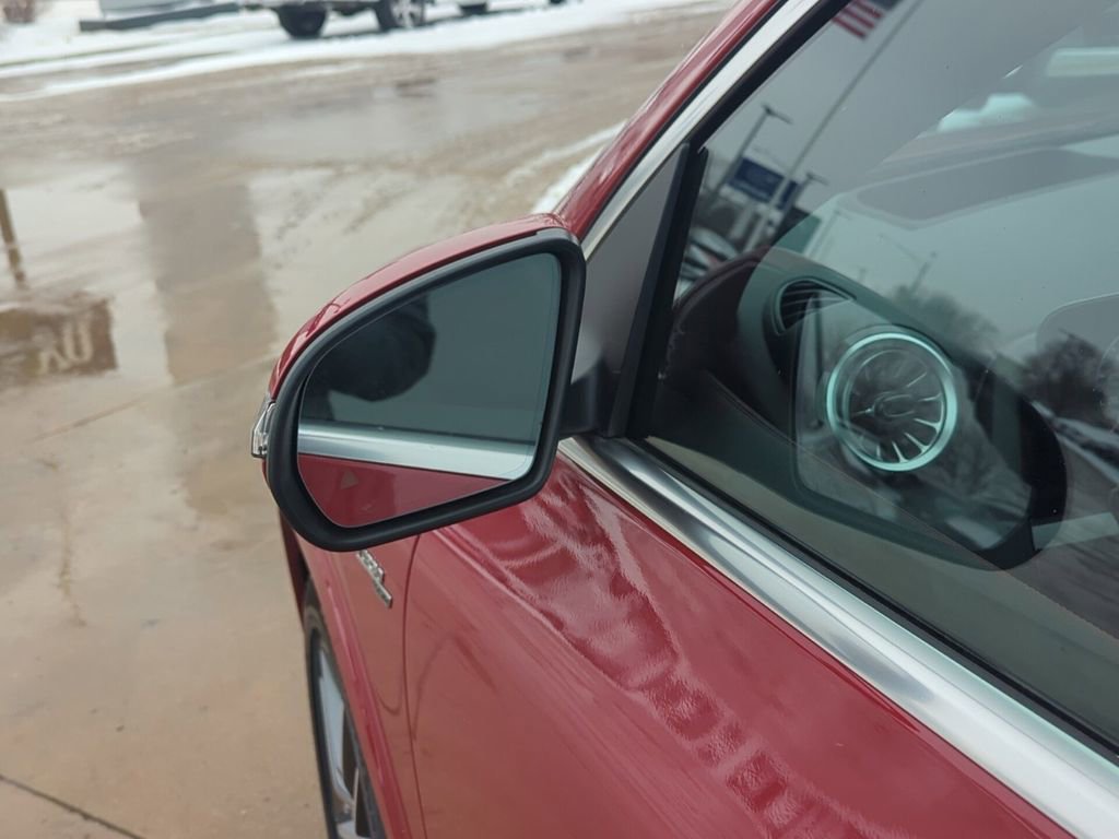 Used 2024 Mercedes-Benz GLA 35 AMG 4MATIC image 10