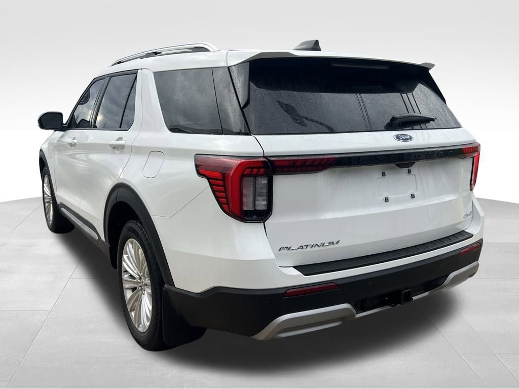 Used 2025 Ford Explorer Platinum w/ LUX Leather Package image 9