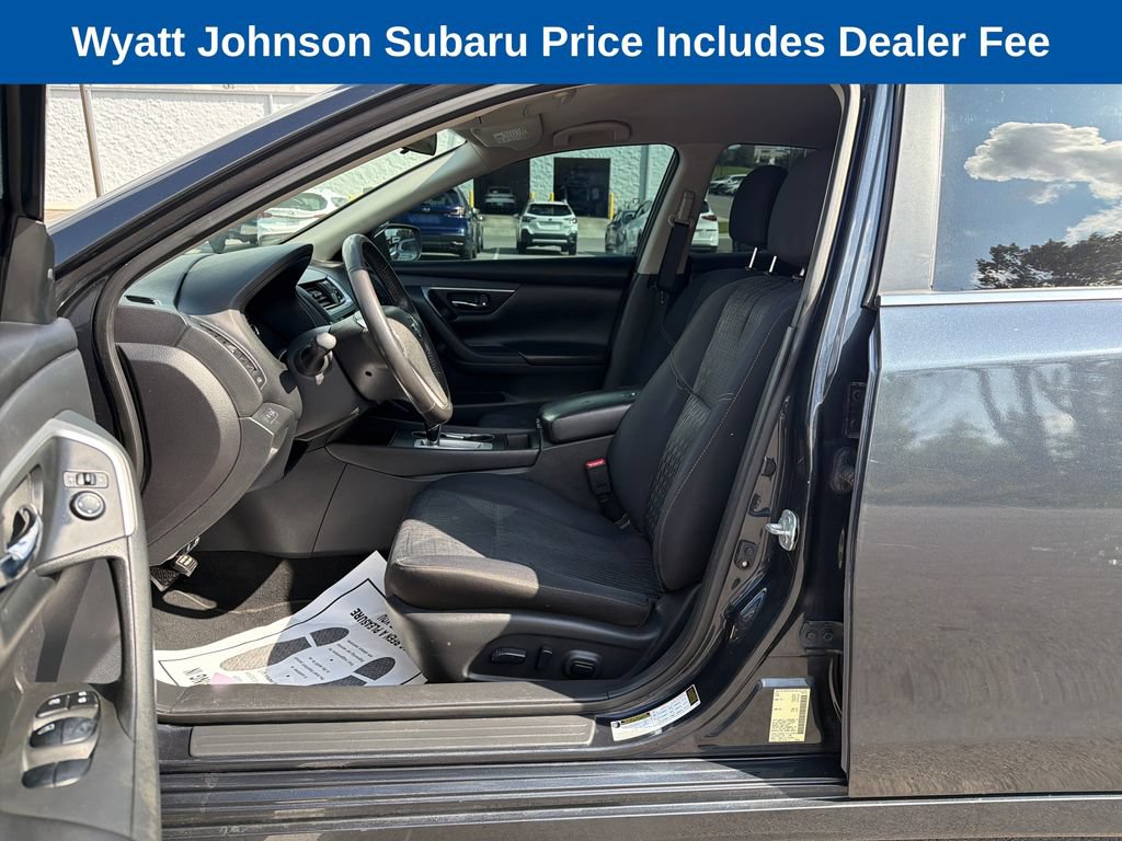 Used 2017 Nissan Altima 2.5 SV FWD image 19