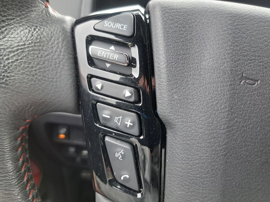 Used 2024 Nissan Frontier PRO-4X w/ Technology Package image 31