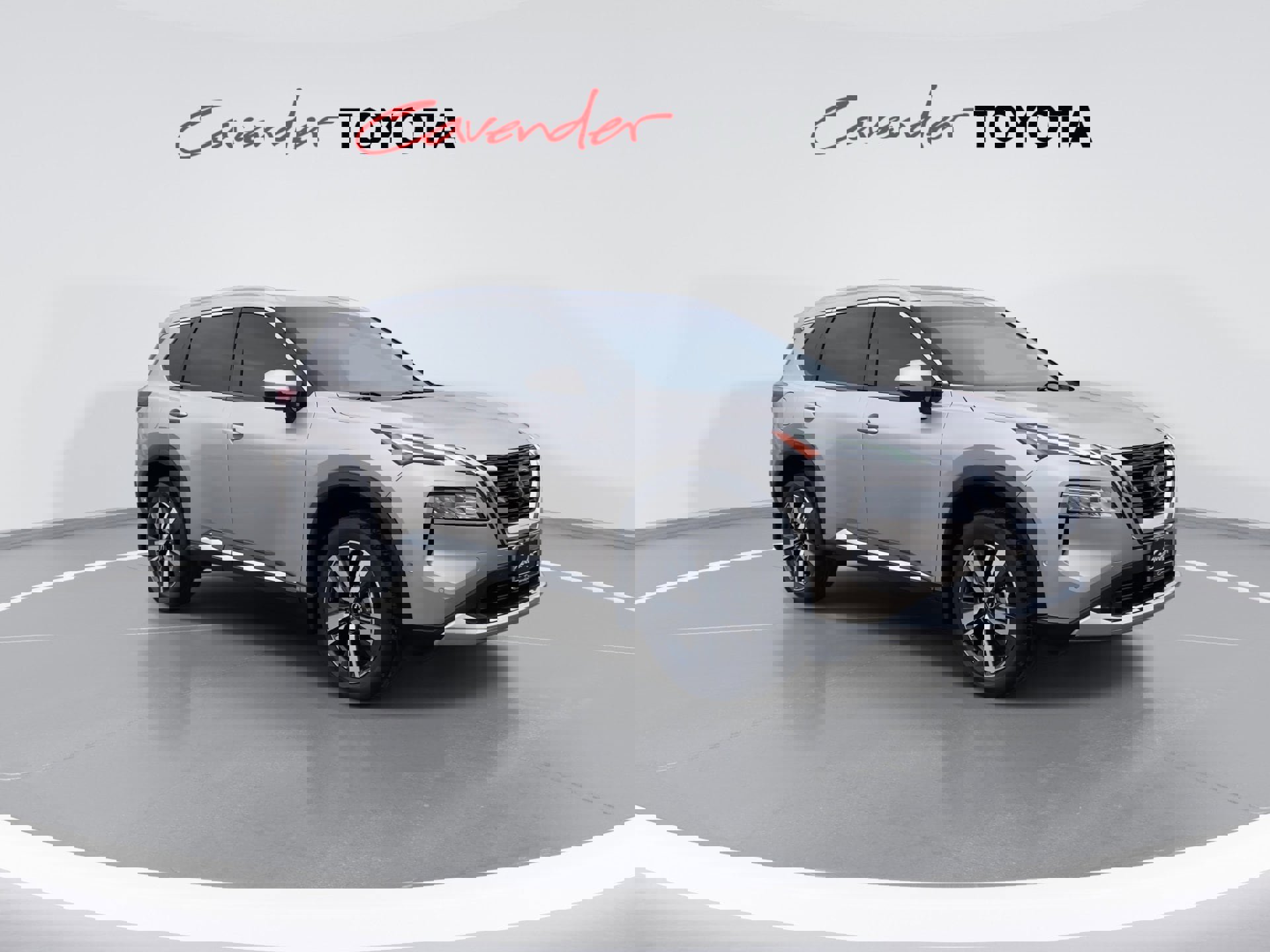 Used 2023 Nissan Rogue Platinum w/ Platinum Premium Package image 2