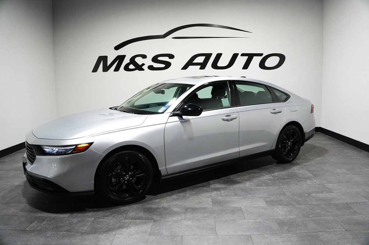 Used 2025 Honda Accord SE image 3