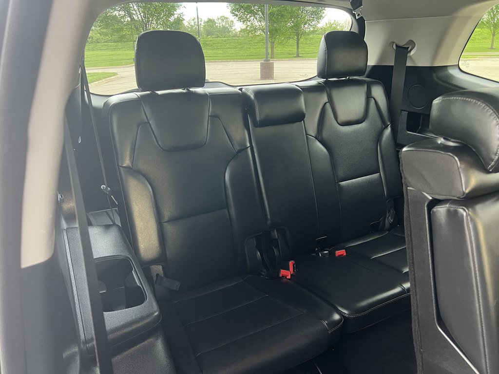 Used 2020 Kia Telluride LX FWD image 14